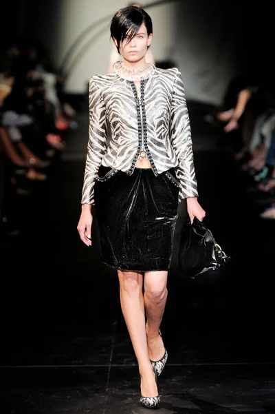 Look 25